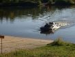 Výcvik v prekonávaní vodných prekážok vozidlom BRDM (Čln na kolesách)
